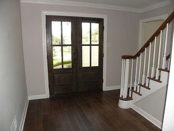 2nd image of 2624 Heatherbrook Ln