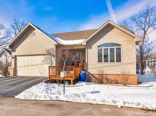 1010 River Terrace Dr, Johnsburg, IL