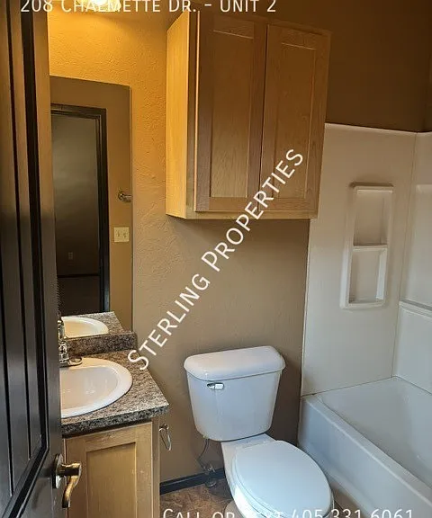 208 Chalmette Dr #2 — Photo 18