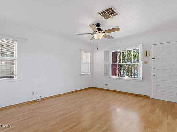 5th image of 2327 E Yandell Dr