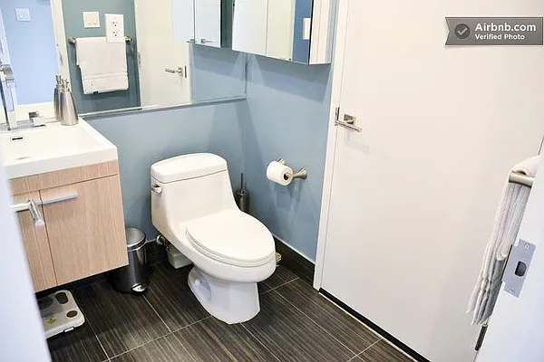 Rented by E Realty International Corp | media 7