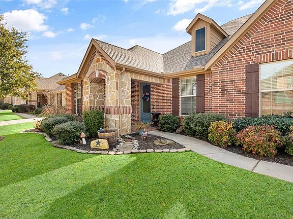 3rd image of 360 Dianna Dr