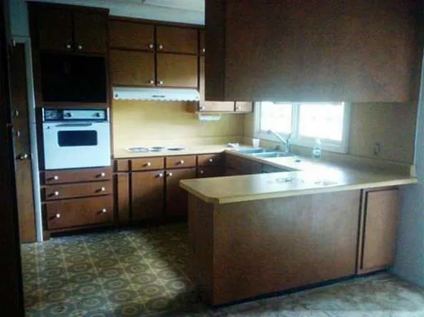 1662 Drayton Woods Dr, Tucker, GA 30084