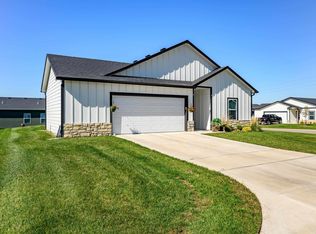 3039 E Highridge Ct, Wichita, KS 67219
