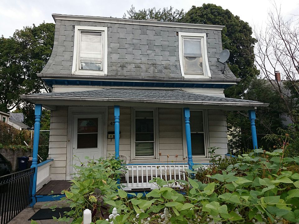2nd image of 47 Fuller St