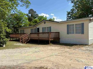 1049 E Carolina Ave, Hartsville, SC 29550