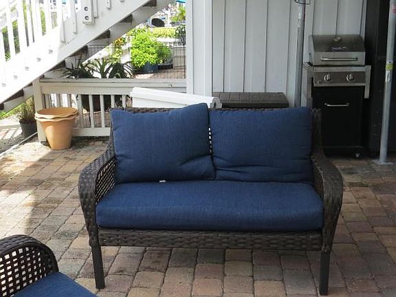 3rd image of 4975 Cobia Dr SE