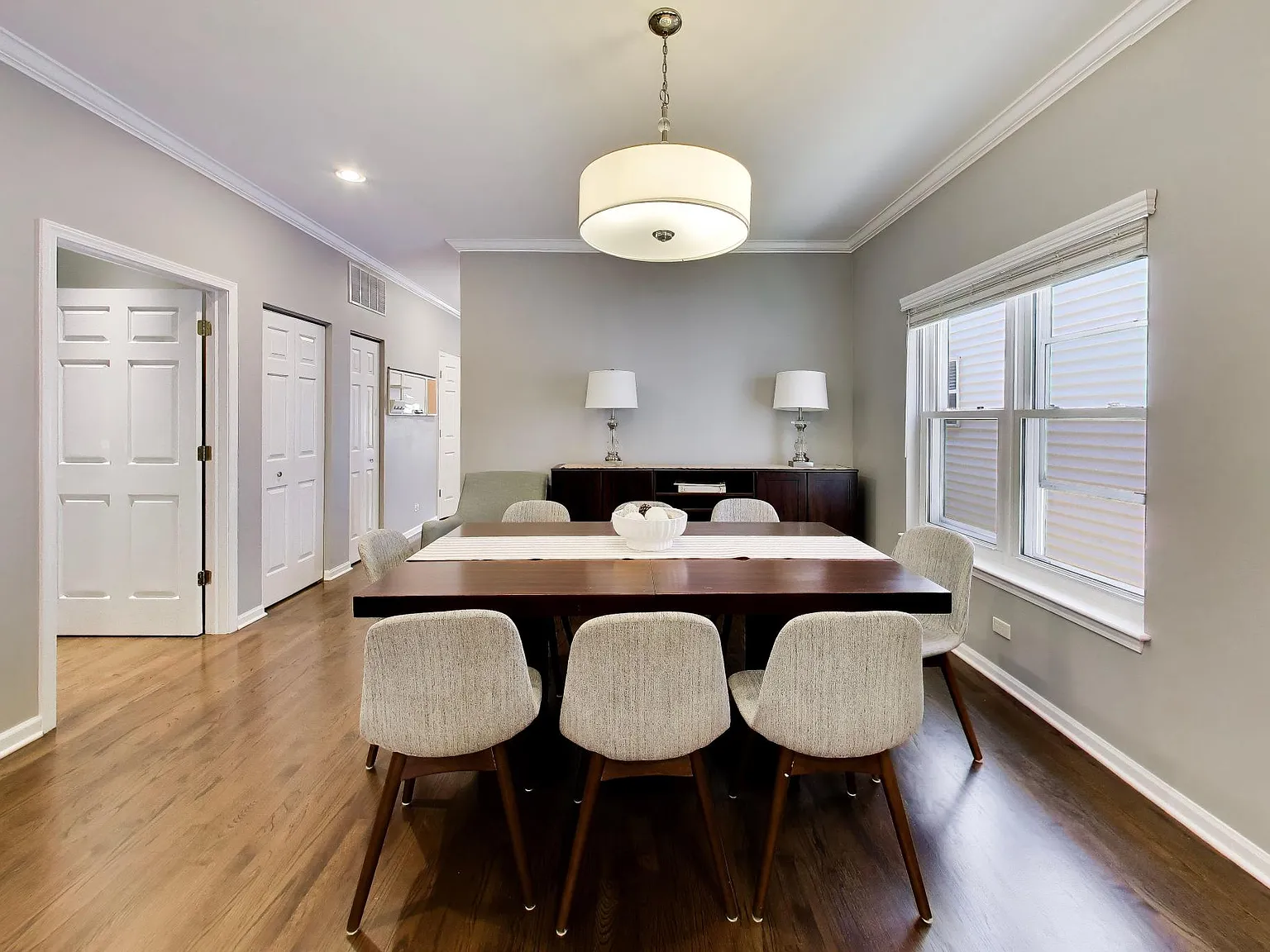 3 bed, 3.5 bath, 3172 sqft, $7,000 — Photo 4