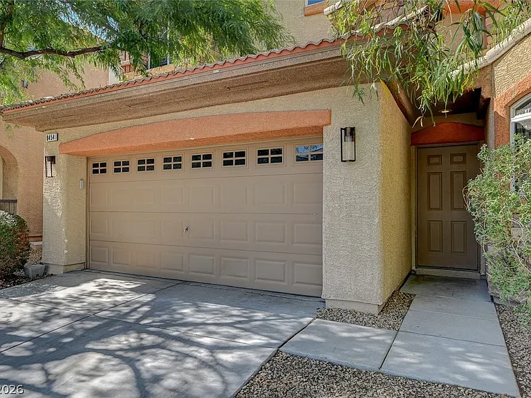8454 Cerritos Ct — Photo 48