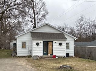 1187 Leet Rd, Niles, MI 49120