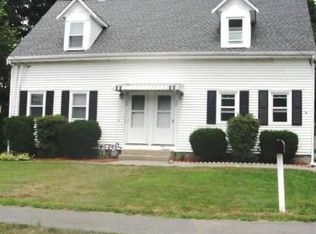 24 Sherman St, Foxboro, MA 02035