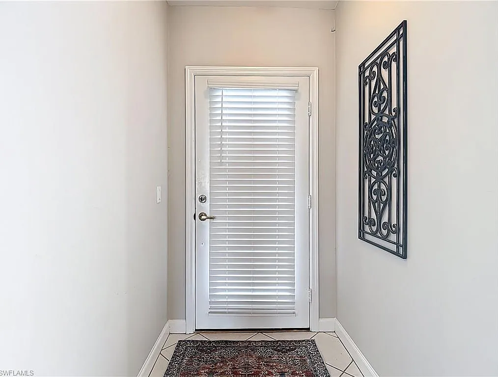 3 bed, 2.0 bath, 1399 sqft, $1,790 — Photo 3