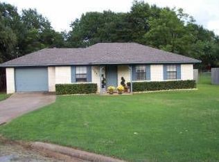 1806 Turney Cir, Jacksonville, TX 75766