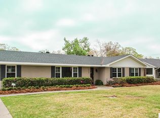 2208 Island Dr, Monroe, LA 71201