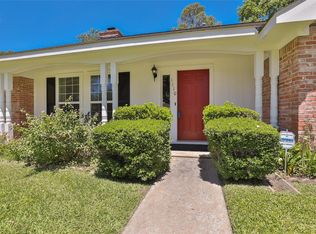 1110 Thornton Rd, Houston, TX 77018