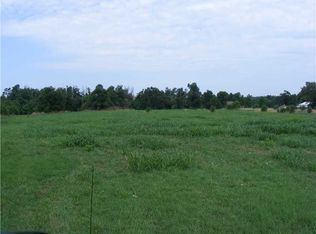 40 North St, Springdale, AR 72762