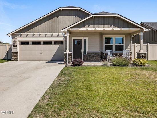 2407 S 62nd Ave, Yakima, WA 98903