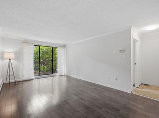466 E 8th Ave #210, New Westminster, BC V3L 4L2