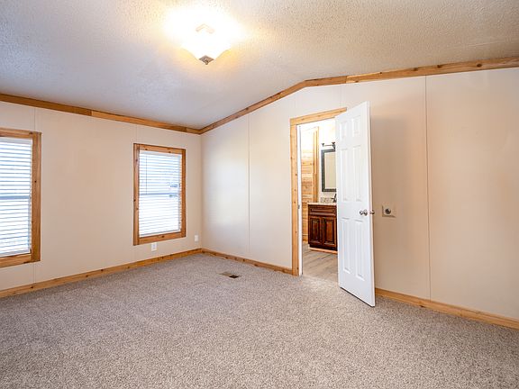 4th image of 10409 Sunrise Cir