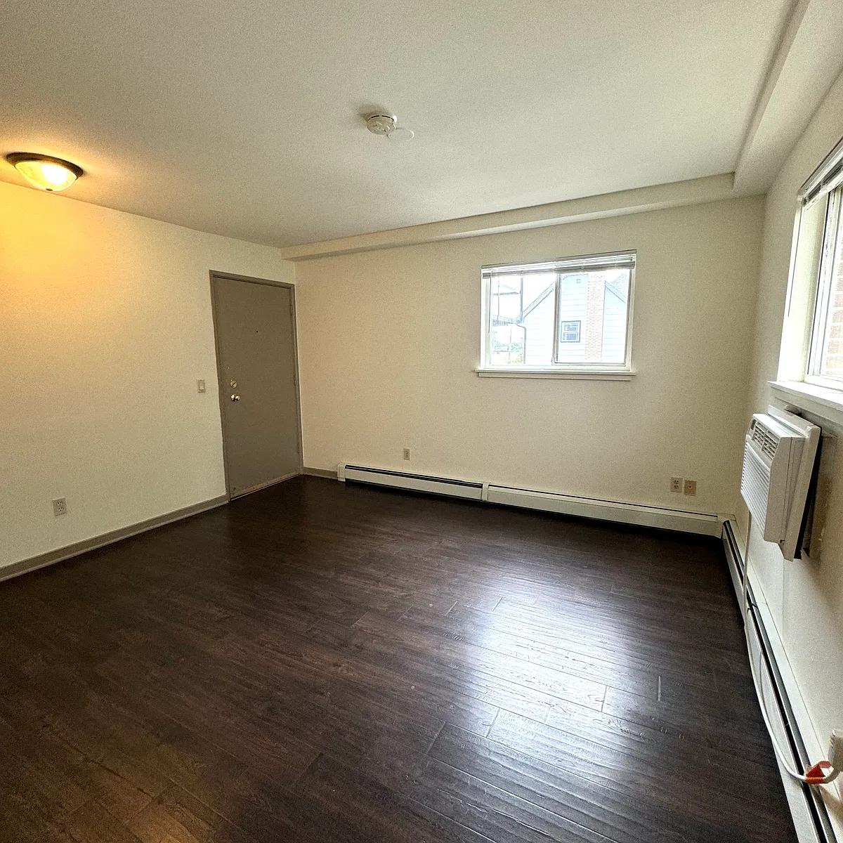 Building Photo - 29 N Hancock St #103