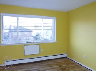 7317 Juniper Valley Rd, Flushing, NY 11379