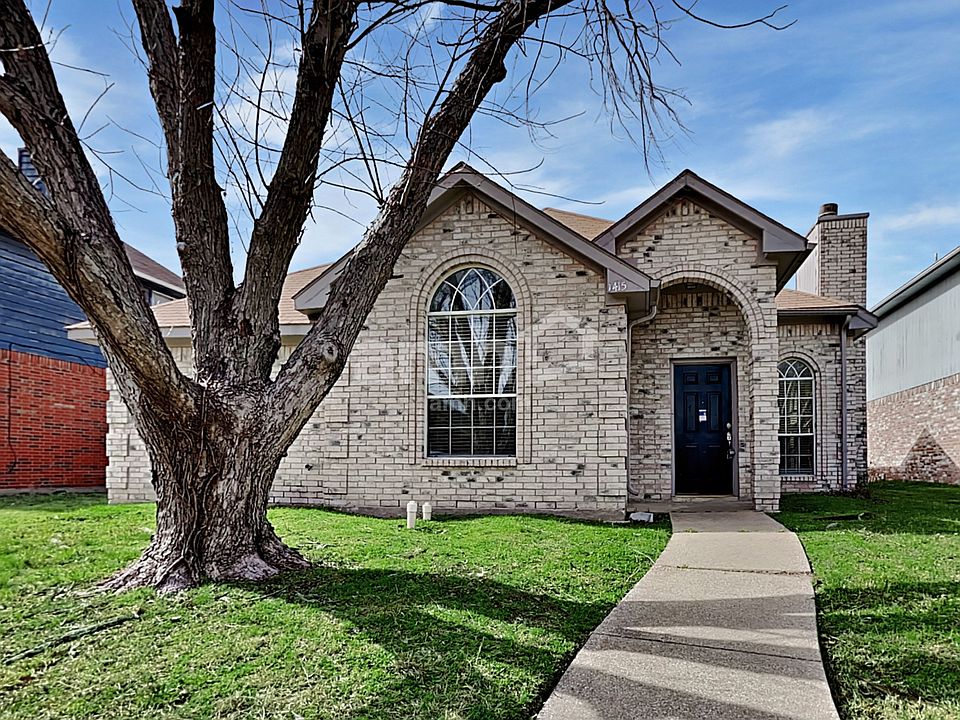 1st image of 1415 Springwood Dr