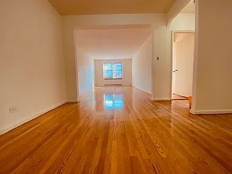 Rented by Silverstein Collection LLC 