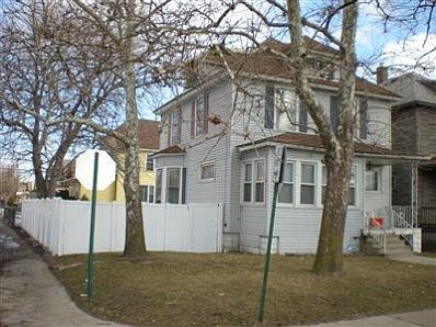 2nd image of 922 145th St