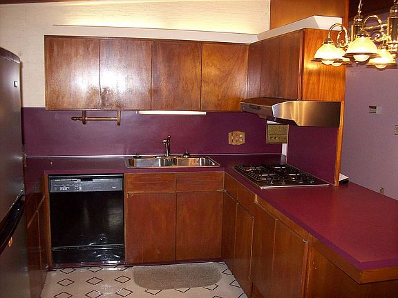 3rd image of 1657 Ball Ave NE