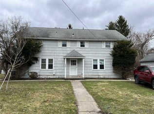 808 Willet Rd, Buffalo, NY 14218