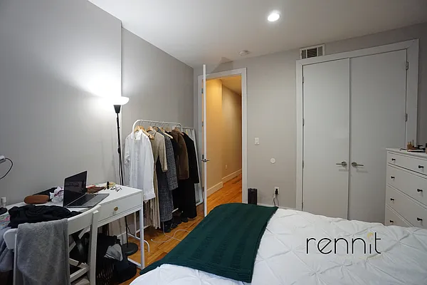 Rented by Rennit Inc. | media 7