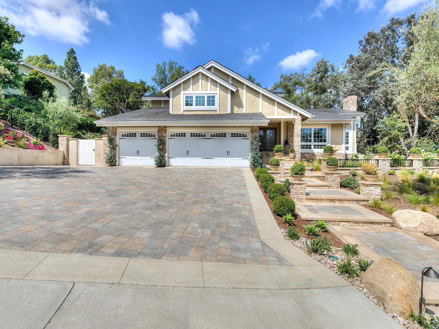25871 Hitching Rail Rd — Photo 3