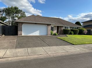 1026 Glazemeadow St NE, Keizer, OR 97303