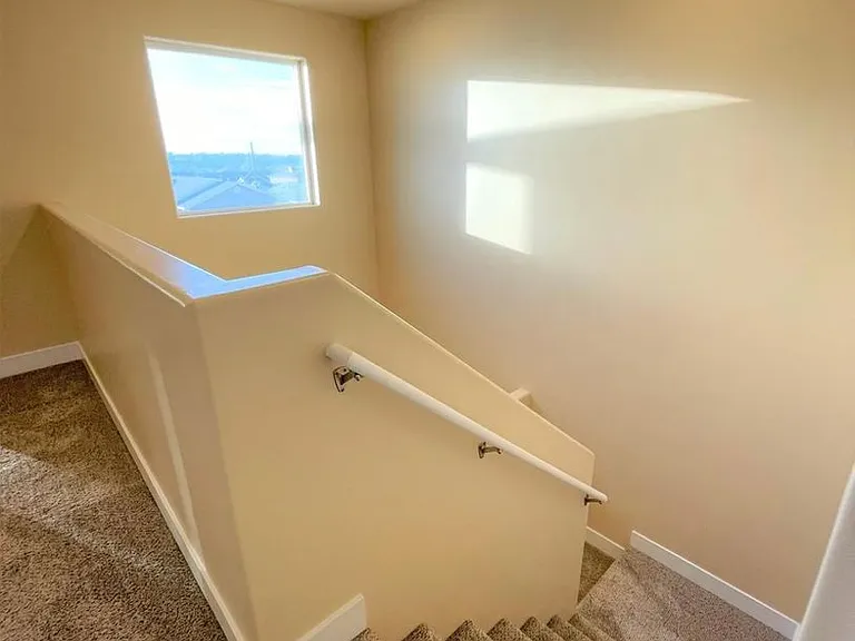 873 S 110 W — Photo 10