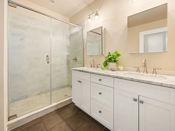 365 Bridge Street image 6 of 14