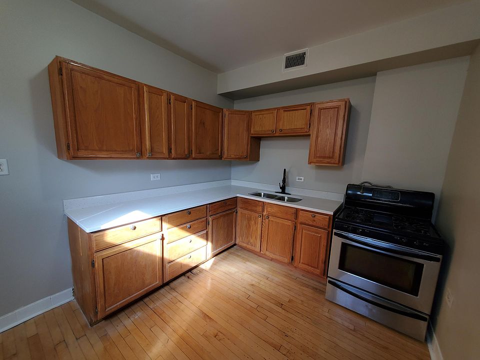 1st image of 3453 W North Ave #2