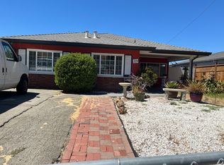 319 Carnegie Dr, Milpitas, CA 95035