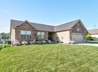 937 Silverlink Dr, O Fallon, IL 62269