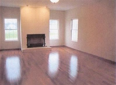 2nd image of 185 Pheasant Hills Ct