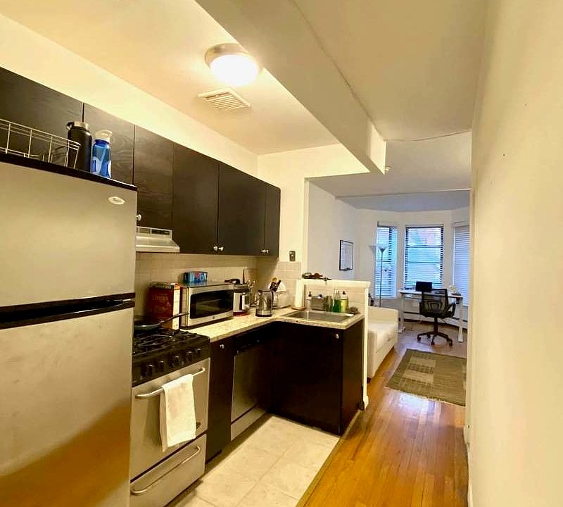 1st image of 190 Garfield Pl #4GG