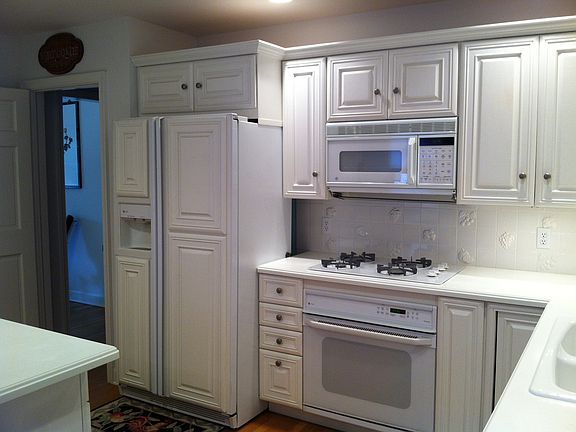 Bright Updated Kitchen 2