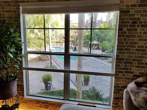 4th image of 2421 W Horatio St Unit 825