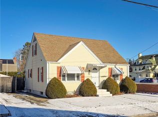 200 Carter Ave, Pawtucket, RI 02861