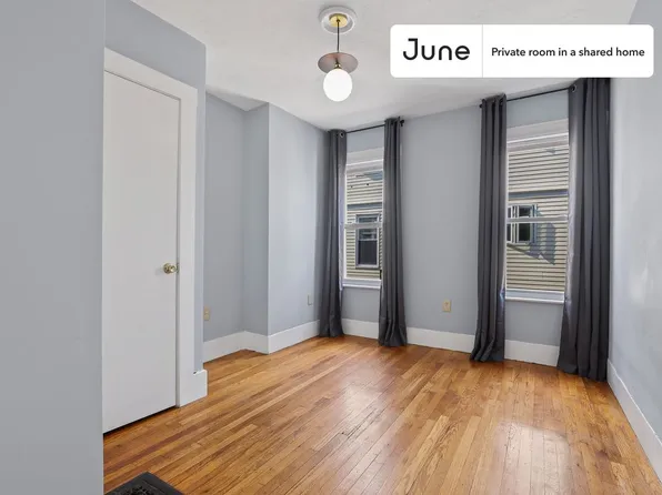 153 Murdock St, Brighton, MA