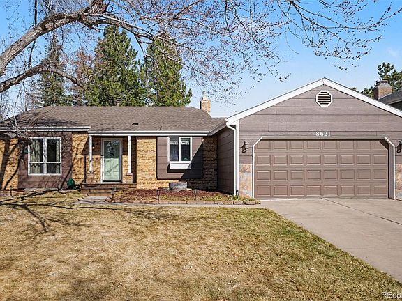 2nd image of 8621 W Hinsdale Place