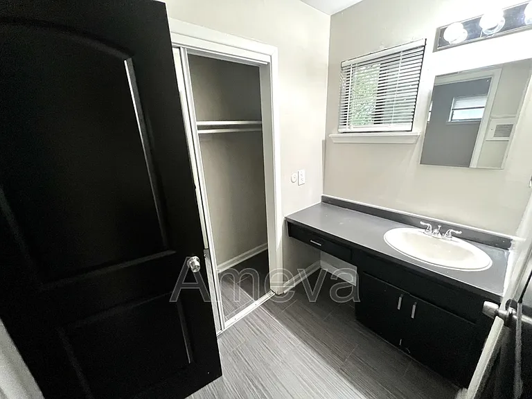 755 Saint Charles Ave NE #10 — Photo 10