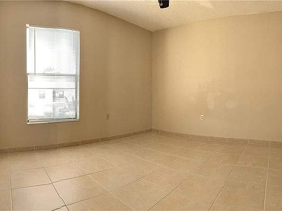 4th image of 9275 Lake Park Dr APT 201