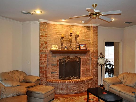 LIVING WITH FIREPLACE