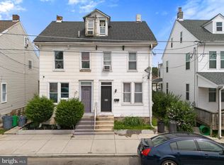 823 E Poplar St, York, PA 17403