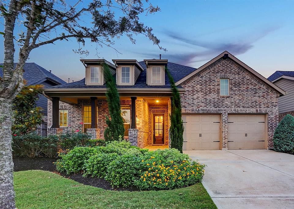 1st image of 28114 Castle Park Ln
